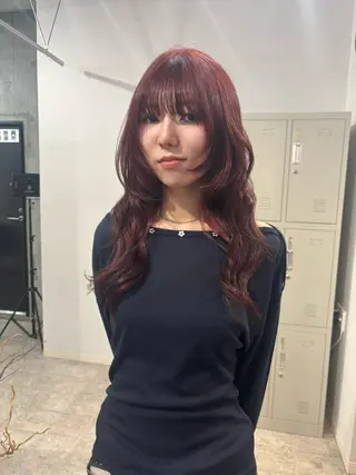 ロング ココロ♩ハイトーン/ 暖色 大名のヘアスタイル