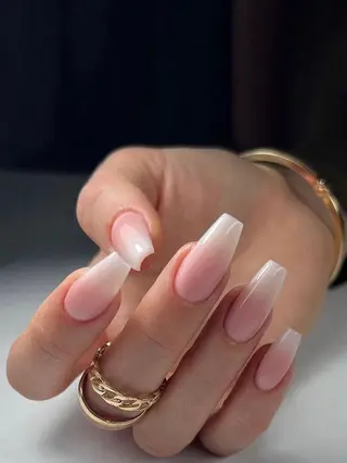 ネイル Lucky Nail Salonのネイルデザイン
