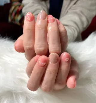 ネイル アリスローザ yukiのネイルデザイン