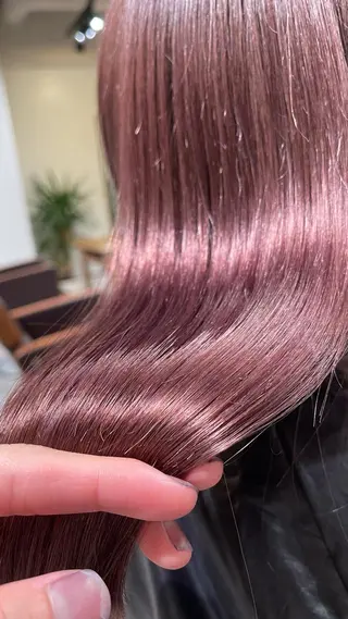 セミロング カラー navile原宿 yumaのヘアスタイル