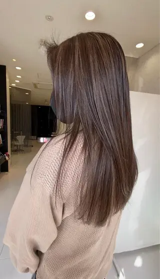 ロング カラー 【育休中】EARTH 荒井店HARUNAのヘアスタイル