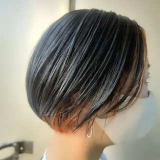 ショート 縮毛矯正/暖色系 /徳田真緒のヘアスタイル