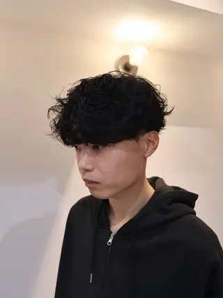 パーマ メンズ 大阪茶屋町 メンズカット関田拳のヘアスタイル