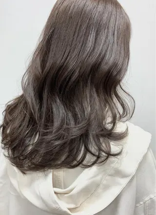 ロング レイヤー/艶髪カラー 森本くるみのヘアスタイル