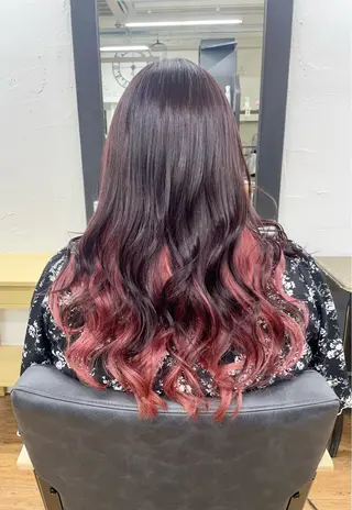 ロング カラー 青木 優歩のヘアスタイル