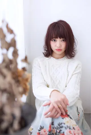 ミディアム カラー fio マナミのヘアスタイル