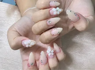 ネイル ETE LUNA NAILのネイルデザイン