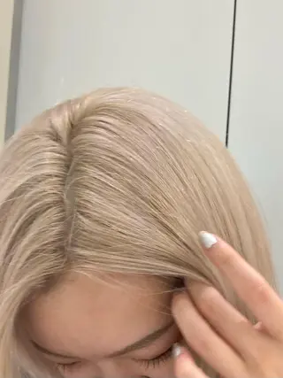 ミディアム カラー JUURI- Shionのヘアスタイル