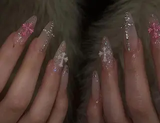 ネイル Luna Nailsのネイルデザイン