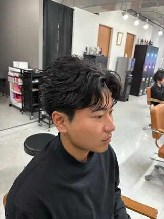 ショート メンズ 海外風パーマ カラー特化園田　楓莉のヘアスタイル