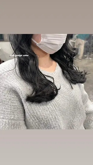 ロング カラー パーマ ヘアアレンジ メンズ キッズ ネイル マツエク・マツパ 透明感カラー・レイヤ ー🎀amika🎀のヘアスタイル