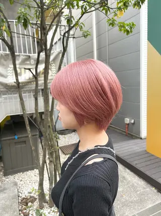 ショート カラー 🫧艶ダブルカラー ブリーチ🫧トモヤのヘアスタイル