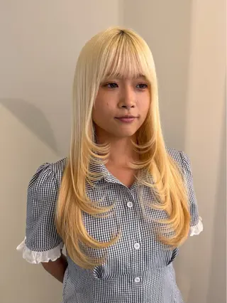 ロング 内沼 恵留菜のヘアスタイル