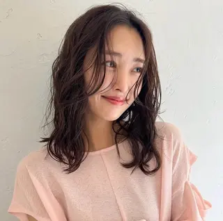 パーマ 生島 実咲のヘアスタイル