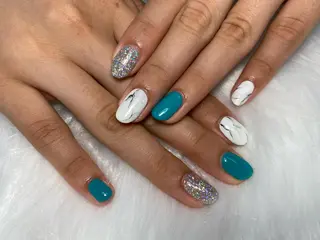 ネイル Mana ·͜· ❤︎のネイルデザイン