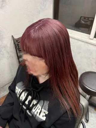 ロング シモイケ ルアのヘアスタイル