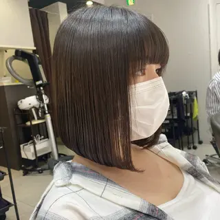 ショート ボブ×艶髪｜ 艶カラー🩶石橋怜大のヘアスタイル