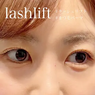 マツエク・マツパ Hau’oli Hirayamaの眉毛・アイブロウイメージ