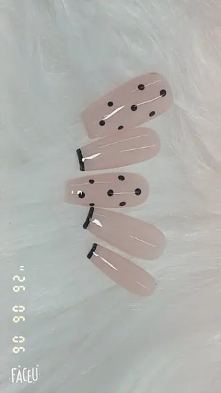 セミロング 小林 ゆりのネイルデザイン