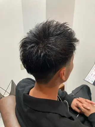 ショート メンズ パーマ職人 矢部絢一のヘアスタイル