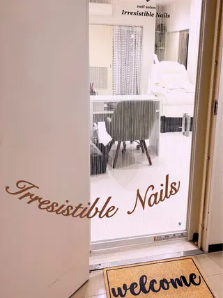 イレジスティブル ネイルズのネイルデザイン