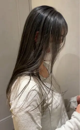セミロング カラー miyu /色素薄め Oliveのヘアスタイル