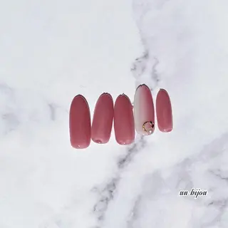 ネイル un bijouのネイルデザイン