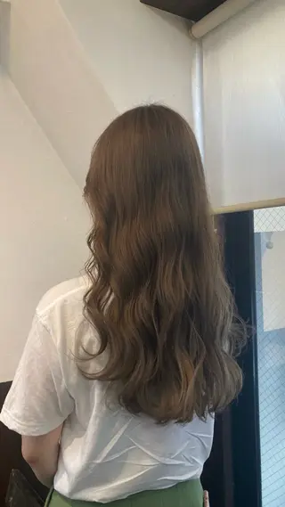 セミロング カラー 🕊mtm🫧梅田/ 定額制/透明感/艶髪のヘアスタイル