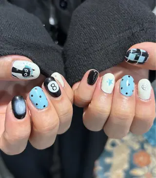 ネイル 🪐富島彩夏 /海外nail🪐のネイルデザイン