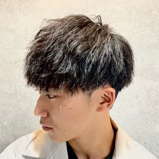 ショート カラー パーマ ヘアアレンジ メンズ 仕上がり満足度No. 1🔥BLUCK🔥のヘアスタイル
