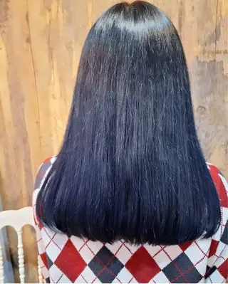 カラー 森田 恋々菜のヘアスタイル