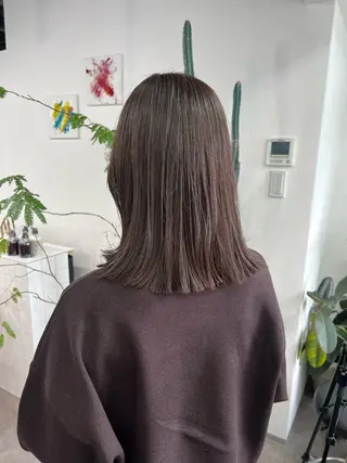 ミディアム hikaru💘髪質 改善 透明感カラーのヘアスタイル