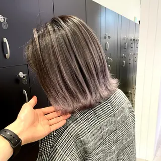 ショート カラー パーマ ヘアアレンジ メンズ キッズ ネイル マツエク・マツパ 🧸ハイトーン🧸 ゆっきー🧸のヘアスタイル