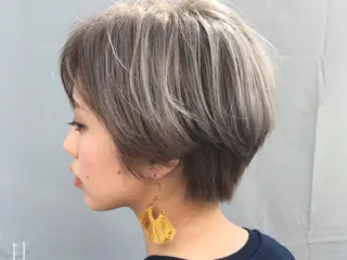 ショート カラー SUZUKI KEISUKEのヘアスタイル