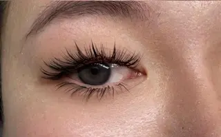 マツエク・マツパ KUMI🤎Eye lash🌻新大久保のマツエク・マツパデザイン