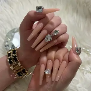 ネイル Luna Gladeのネイルデザイン