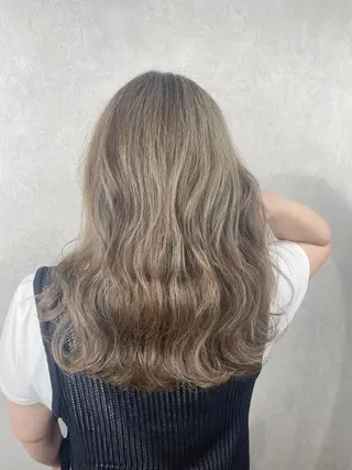 ロング ＳＨＩ ＺＵのヘアスタイル