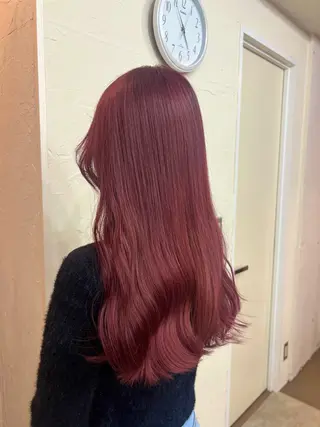 ロング 🩷艶カラー 🧡💛リサ🫧のヘアスタイル