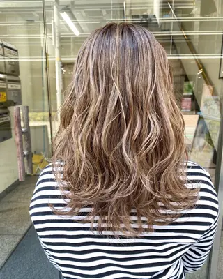 ロング KANUMA SHUTAのヘアスタイル