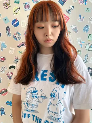カラー 🩵HOLLY🩵 ブリーチ🩵カレンのヘアスタイル