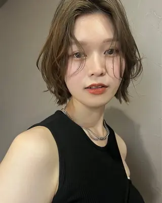 ショート カラー blau✨ misatoのヘアスタイル