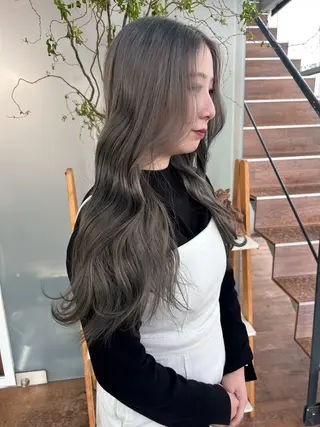 カラー かがやしづ ⭐️ベージュのヘアスタイル