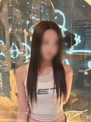 ロング カラー 百愛 🤍 cloe 新宿のヘアスタイル