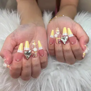 ネイル NIE MoMoのネイルデザイン