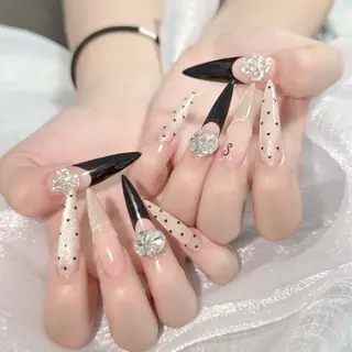 ネイル Lyna 池袋のネイルデザイン