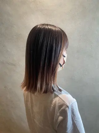 ミディアム カラー ベージュカラー🧸 伊藤なつみのヘアスタイル