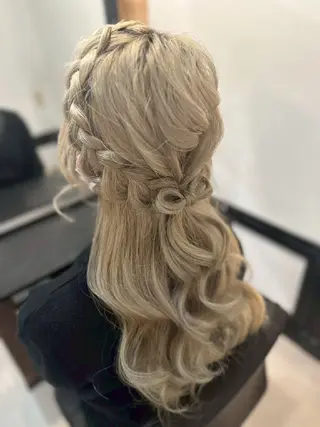ヘアアレンジ ソウワ ヒナコのヘアスタイル