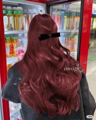 ロング カラー ヘアアレンジ 🩶渋谷の赤髪 トップ/らいる🩶のヘアスタイル