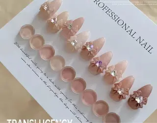 ネイル Azel nail 伊野麗のネイルデザイン