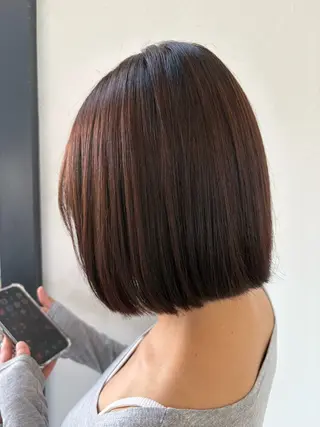 ショート M. YURIのヘアスタイル